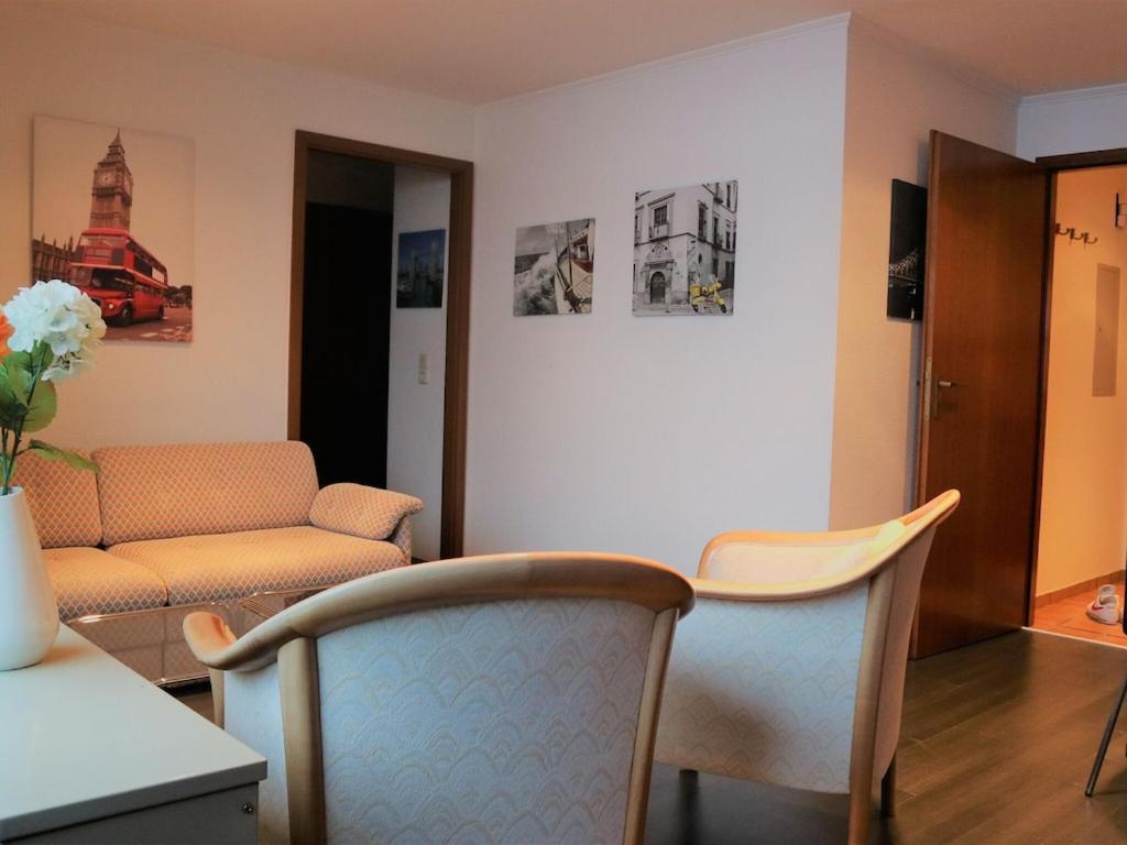 Inviting In Near The Area Apartment *